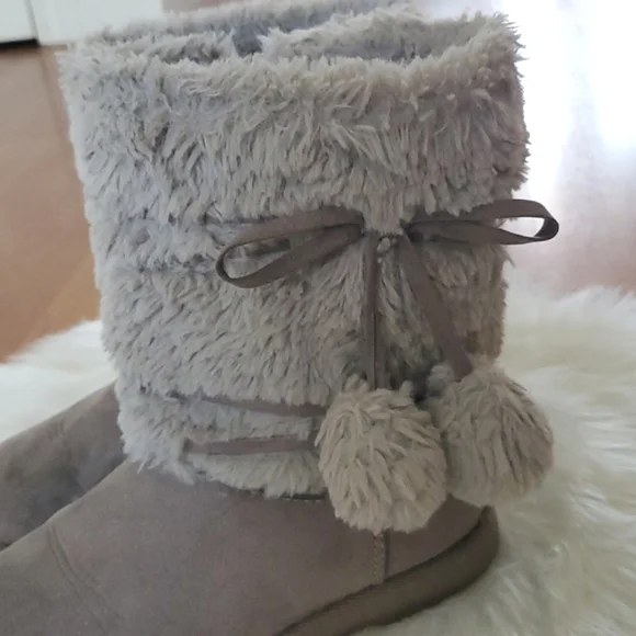 Makalu taupe girls zip up faux fur cozyland boots sz 12 - Picture 4 of 8